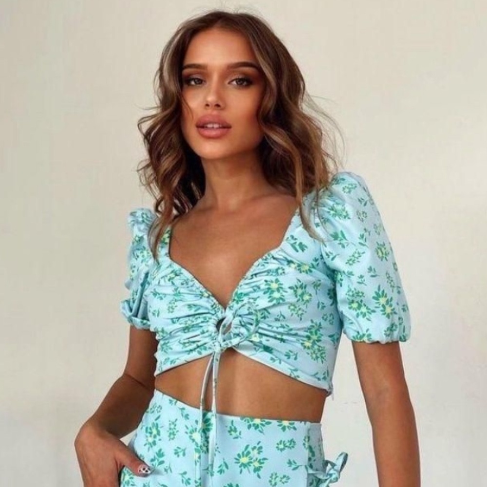 Zara floral crop top